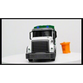 JoyX RC Garbage Truck Toy with LED Lights – Interactive Christmas Gift for kids
