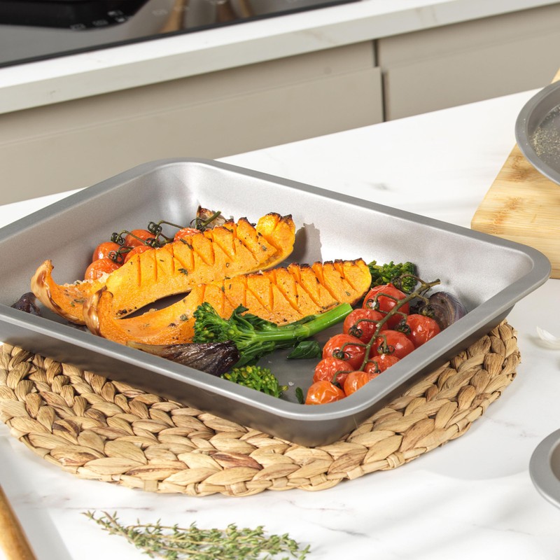 Salter Essentials 35cm Baking Tray & 36cm Roaster - Non-Stick