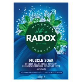 Radox Mineral Therapy Muscle Soak Bath Salts uniquely blended bath soak with minerals, herbs and a soothing thyme fragrance for a relaxing bath 400 g