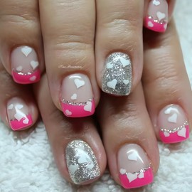 Short Valentine's Day Nails French Tip Press on Nails Love Glitter Design White Heart Nails Press on Cute False Nails pink French edge Silver Shiny Glossy Nude Full Cover Stick on Nails for Women