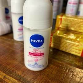 Nivea deodorant tono natural efecto satin Body Care Gentle - Aroma: Efecto satin