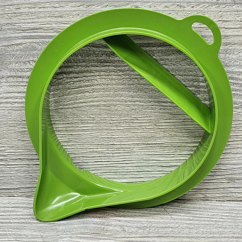 PROJECT SOURCE Plastic Pour Spout for 5 Gallon Bucket &