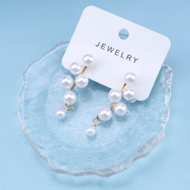 Yheakne Boho Pearl Drop Dangle Earrings Grape Pearl Tassel Earrings Gold Cluster Pearl Stud Earrings Vintage Earrings Jewelry for Women and Girls