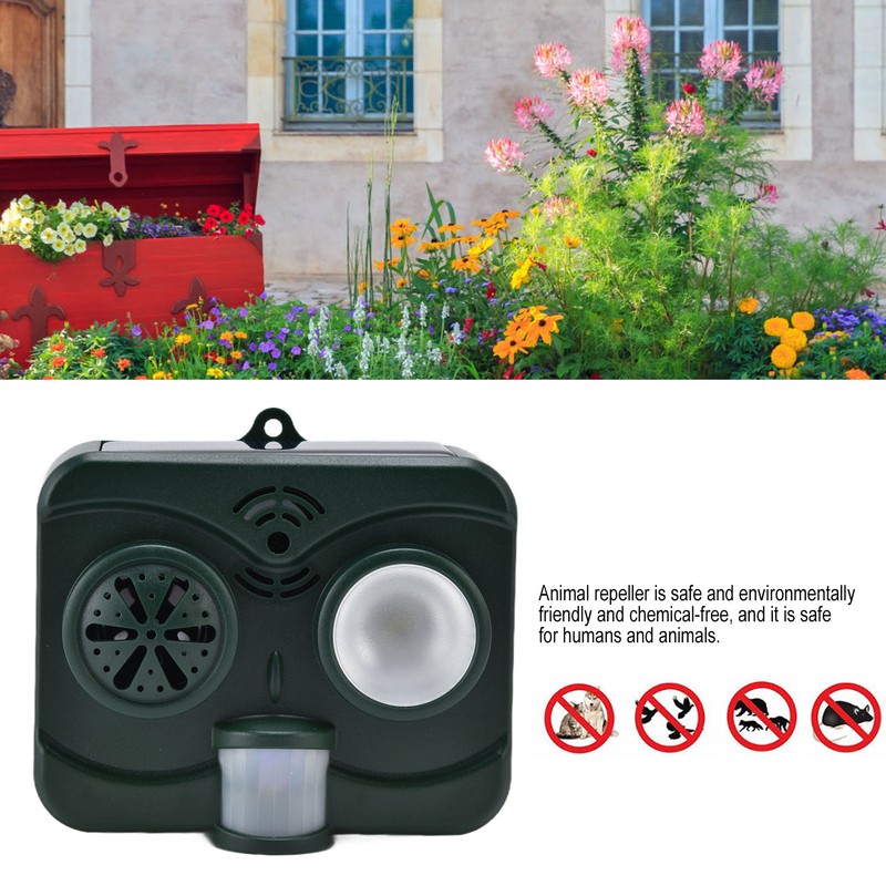 Ultrasonic Animal Repeller Waterproof Solar Bird Repellent Flashing Light for