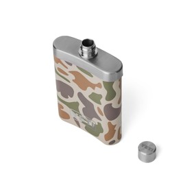 YETI 7 oz Flask and Funnel, Tan Camo
