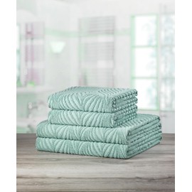 Kleine Wolke Bath Towel Leaf Maldivia 70 x 140 cm