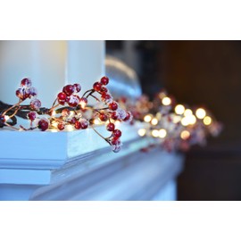 TenWaterloo 6 Foot Lighted Winter Berry Garland, Battery Operated with Timer, Lightly Frosted Snowy Artificial Berries, Indoor Usage