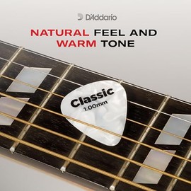 D'Addario Accessories | Paquete de Plumillas para Guitarra | 25 pack | Pearl | Celluloid | Medium | .7mm | 1CAP4-25