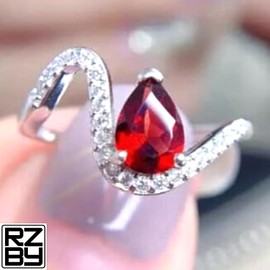 1 Carat Garnet Adjustable Ring, Razzberry Custom Gemstone Designs, 925 Sterling Silver, Velvet Ring Box included