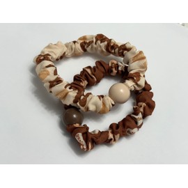 2 Piece Pearl Hair Scrunchies for Women – Elegant Satin Elastic Hair Ties with Pearls – Stylish Hair Accessories for Ponytails, Buns, Daily Wear & Special Occasions (Printed Brown Beige)