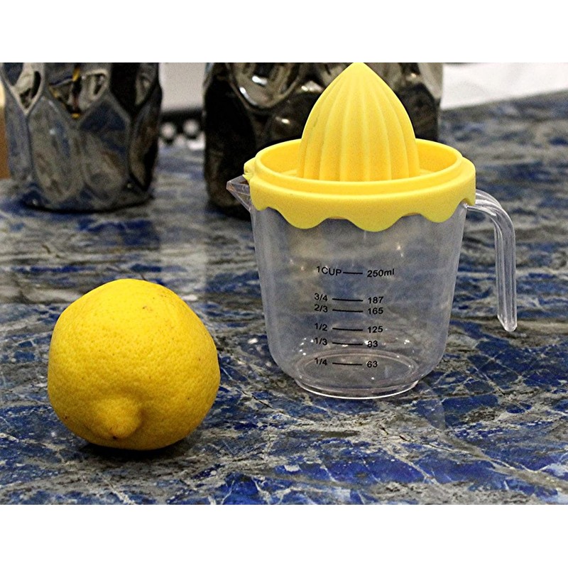 Orange Lemon and Lime Juicer and Reamer Squeeze and Strain