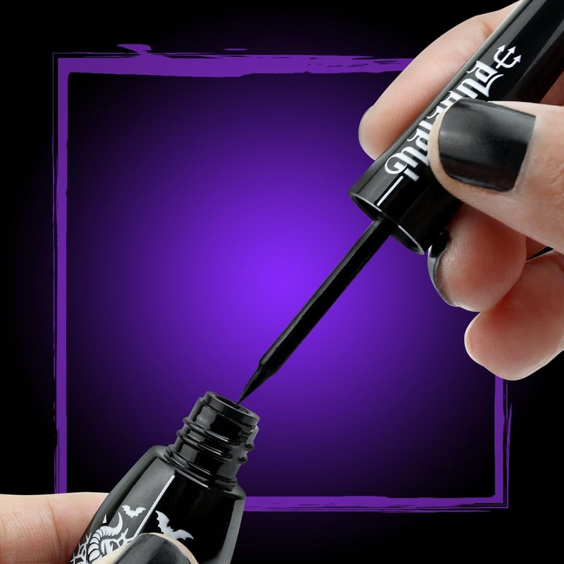 Malagna Cosmetics Delineador ojos waterproof plumon (Siniestro Liquido)