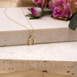 Carissima Gold Women's 9 ct Yellow Gold Cubic Zirconia 9 x 12 mm Initial D Pendant on 9 ct Yellow Gold 0.4 mm Prince of Wales Chain Necklace of Length 46 cm/18 Inch