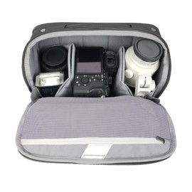 Vanguard VEO METRO 7 Litre Camera Shoulder Bag - Black