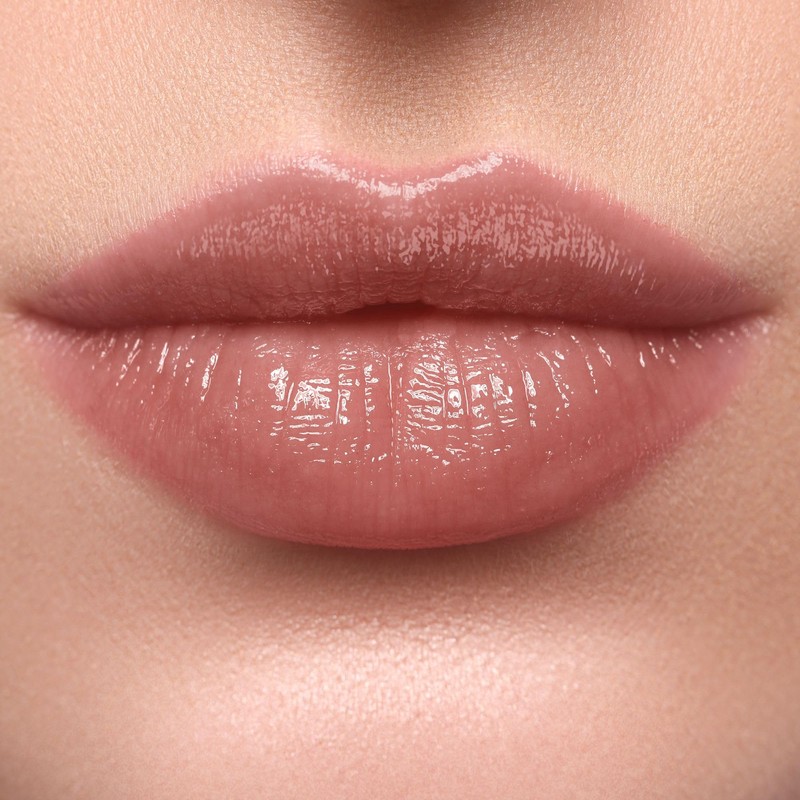 WYCON Cosmetics Hydrasheer Glossy Lipstick, Glossy Lipstick, Soft and Comfortable