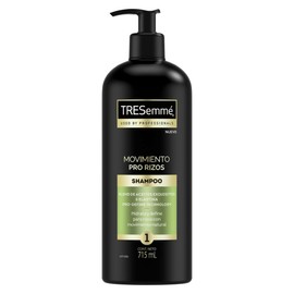 TRESemmé Shampoo Movimiento Pro Rizos hidrata y define los rizos, fórmula para el cuidado del cabello rizado con aceites exquisitos y elastina 715 ml