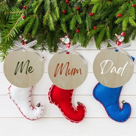 Uniqicon Pack of 35 Wooden Christmas Tree Decorations, Round Wooden Discs for Hanging, Wooden Discs for Crafts, Wooden Pendants for Painting Christmas, Wooden Disc Decorations for Christmas Tree