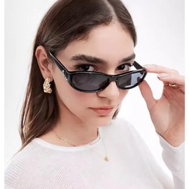 BRMHDY Retro Oval Sunglasses for Women Trendy Cute Womens Small Oval Sunglasses 90s Narrow Cat Eye Shades (Black/Grey+Tortoise/Brown)