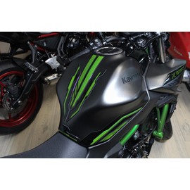 Tankpad Knee Pad Set 3D Tank Protector Compatible with Kawasaki Z650 Green X850055