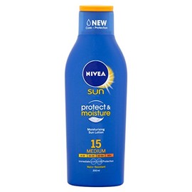 Nivea Sun Protect and Moisture Moisturising 15 Medium Sun Lotion, 200 ml