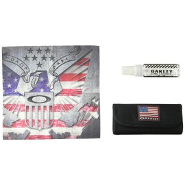 Oakley Lens Cleaning Kit, USA Flag, One Size