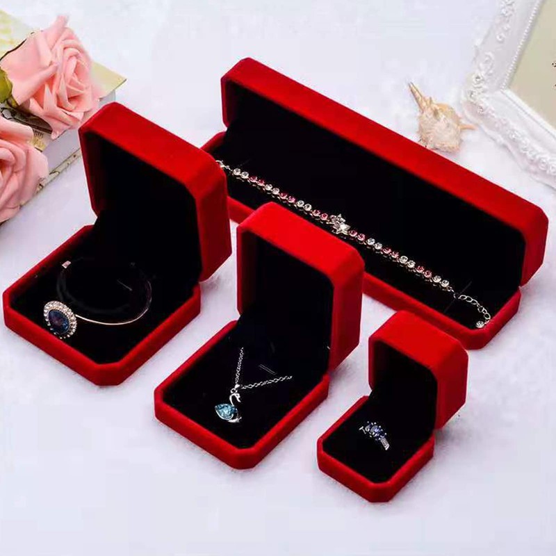 FAYADA Long Velvet Chain Necklace Gift Box, Red Bracelet Storage
