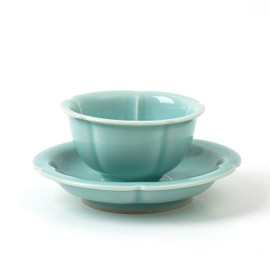Handcrafted Longquan Celadon Tea Cup with Tray - 5oz Ceramic Mug with Petal Design and Hand-Engraved Duck - Unique Gift for Tea Lovers