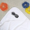 Azeeda 'Single Pineapple' Baby Hooded Towel (HT00035203)