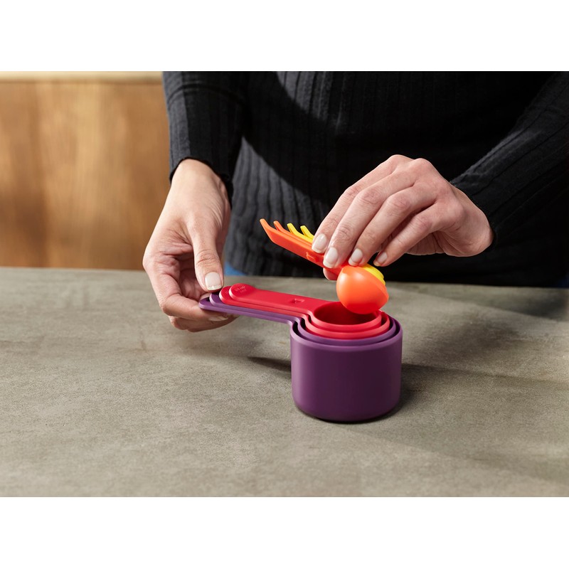 Joseph Joseph Nest - 8-Piece Space saving Measuring Cups and