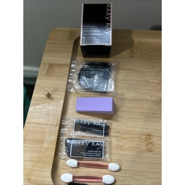 Mary Kay 10 Piece Sponges And Brushes Set( Mirror & Mesh Bag )