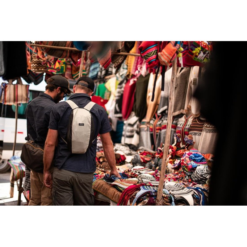 Forclaz Mochila compacta plegable de 10 l, Púrpura/Ombre Force., Pequeño