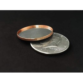 1pc Magnetic Expanded Shell (Half Dollar) Magic Tricks Appear Vanish Magic Magician Accessory Close Up Illusions Props Gimmick