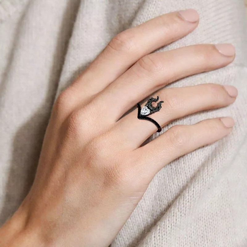 Dtup Anillo Malefica Elegante Oro Negro Corazon Gotico Dtup®