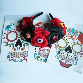 NENMATTE - Diadema de ojos de Halloween, diseño de calavera de corona floral rosa, disfraces de Halloween, diademas de fiesta de cosplay con tatuajes muertos (rojo)