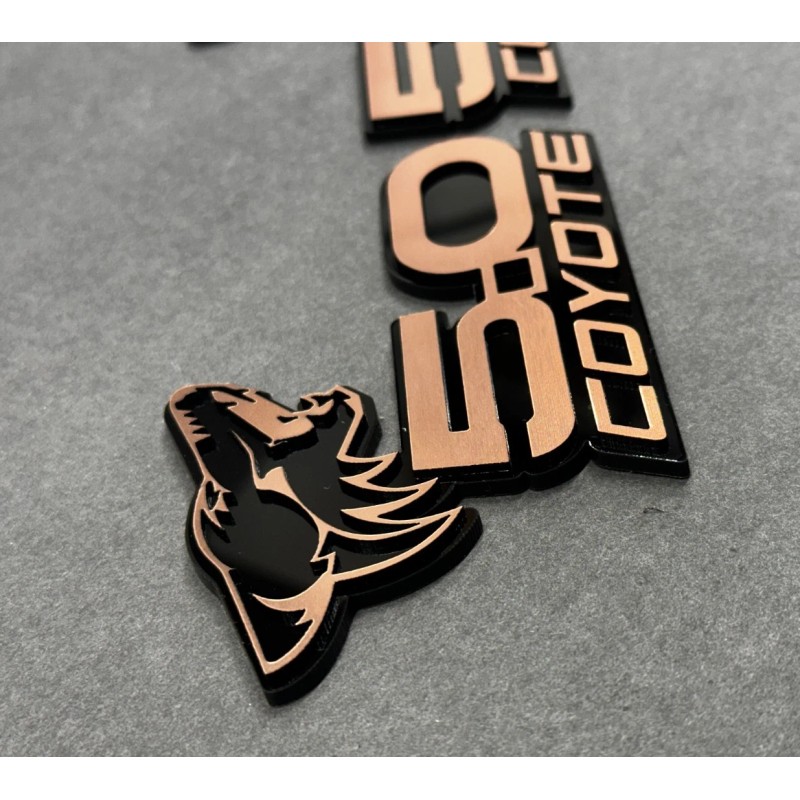usa Standard COYOTE 5.0 Emblem Badges Bronze On BLACK EDITION