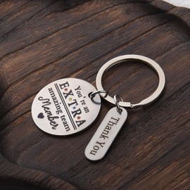 Guqqeuc Coworker Colleague Christmas Xmas Gifts for Women Men Thank You Keyrings for Colleagues Thank You Appreciation Gifts for Work Colleagues Coworkers Birthday Retirement Gifts for Boss Keychain