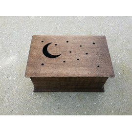Engraved wooden music box, jewelry box with moon and stars, Twinkle Twinkle little star music box with your choice of color and song