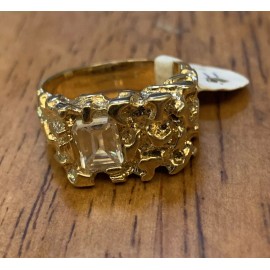 Unbranded 18 K HGE Nugget Ring With CZ Pillow Cut , Size 10