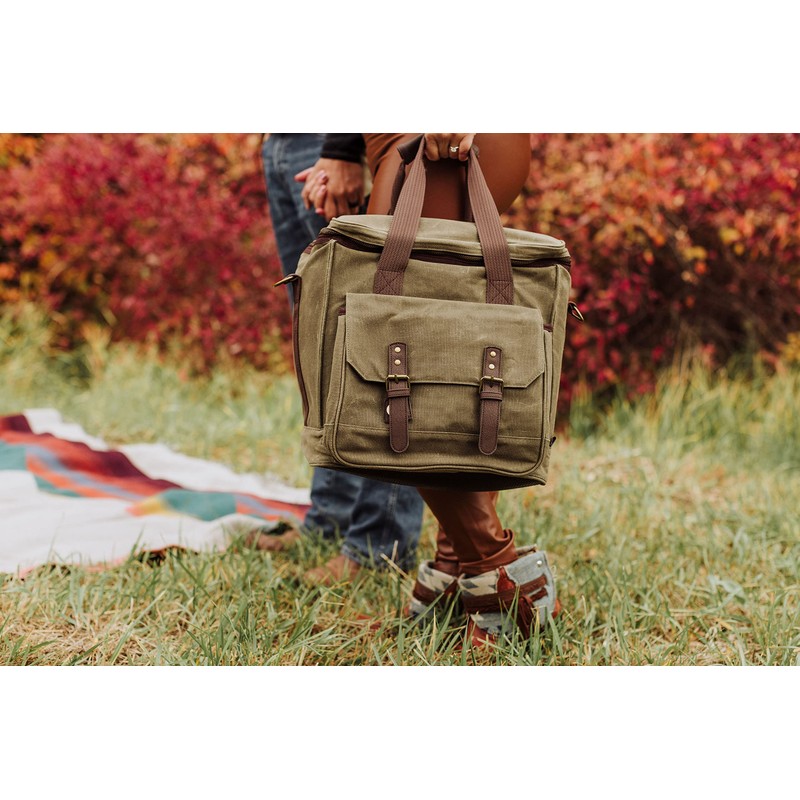 LEGACY - a Picnic Time Brand - Weekender Distressed Waxed