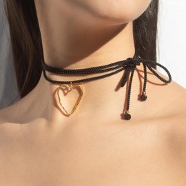 NILUXE DESIGN - Choker Edelstahl Damen - Goldene Halskette - Choker Geflochtenes Band In Farben Mit Goldenen Charms - Wickel-Choker - Goldener Choker (Schwarz, Herz)