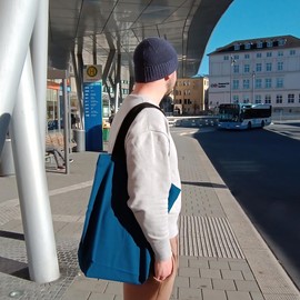 Cottonbagjoe Tote Bag, Spacious, Stylish, with Inner Pocket and Zip, Cotton Bag, Shopper Handbag with Large Base, Oeko-Tex Standard 100-Certified, Blue (Atlantic Blue)