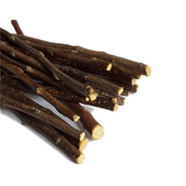 sharllen 200g (7.05oz) Natural Apple Sticks Wood Tree Branches Pet Snacks Chew Toys for Rabbit Hamsters Guinea Pig Chinchillas Squirrel and Other Small Animals