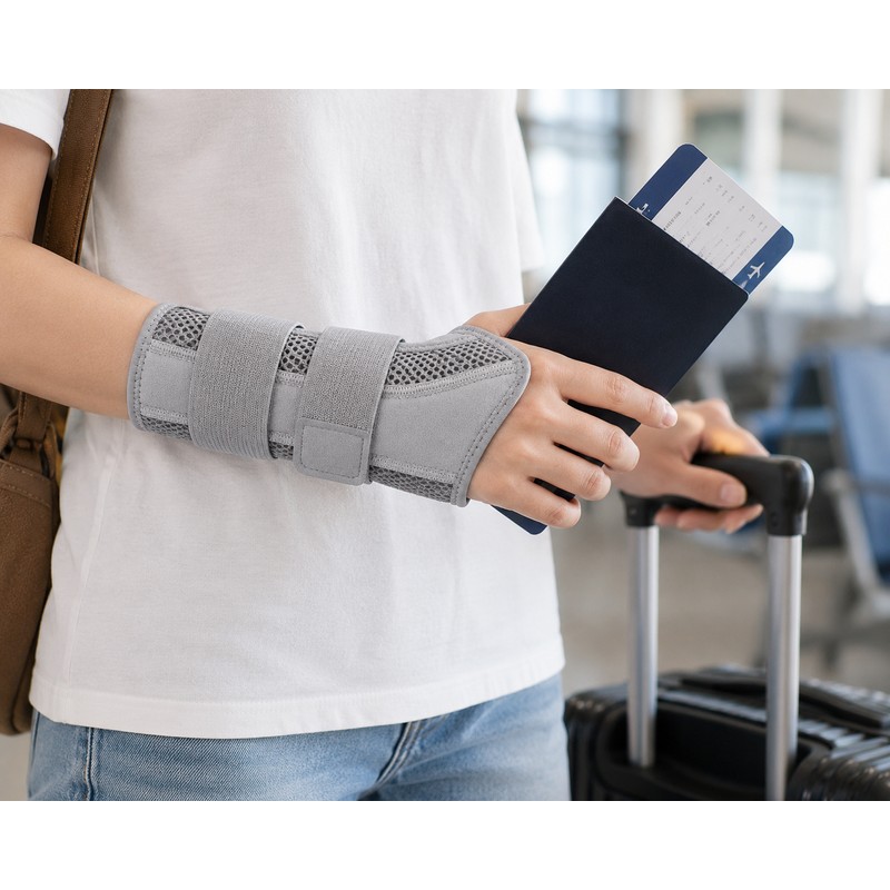 Adjustable Wrist Brace for Daily Support – Dual Strap Compression