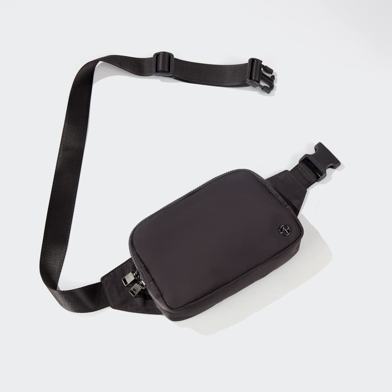 Everywhere Belt Bag Large 2L, Pander Waterproof Everywhere Fanny Pack