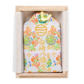 Paulownia Boxed Paulownia Shrine Prayed for Sickness Healing and Physical Health Amulet at Shirasaki Hachimangu Shrine