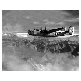 CONSOLIDATED B-24 LIBERATOR HEAVY BOMBER IN FLIGHT 8X10 WW2 WWII PHOTO