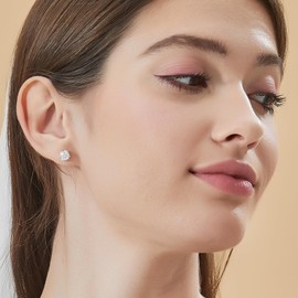 MomentWish Moissanite Stud Earrings, 4Carat Moissanite Silver Earrings, D Color VVS1 Simulated Diamond 925 Sterling Silver Solitaire Earrings