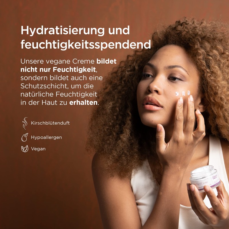 Ardaraz Moisturising face cream for women with hyaluronic acid in