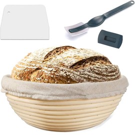 Voarge Round Proofing Basket, Diameter 25 cm, Height 8.5 cm, Proofing Basket Set for Bread Baking Holds 1 kg of Dough, A Natural, Handmade Rattan Proofing Basket, with Linen Insert, Dough Scraper,