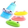 Pasow Cartoon Animal Plastic Frog Cat Panda Pig Shaped Toothpaste
